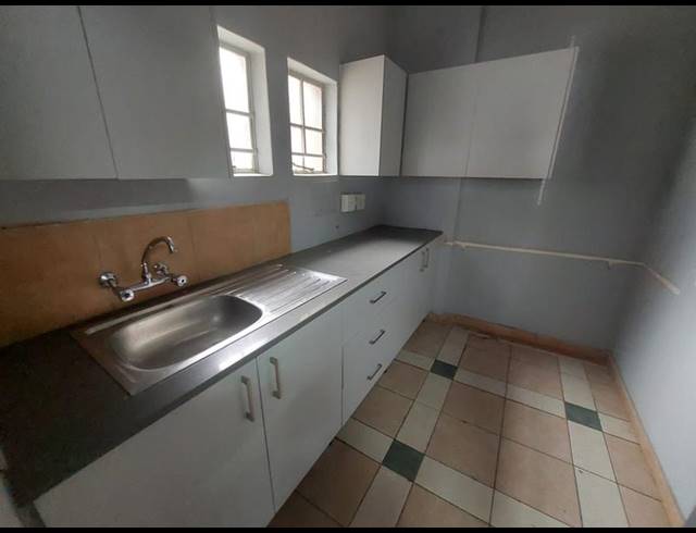 BUSINESS PROPERTY TO RENT IN VANDERBIJLPARK SE 3